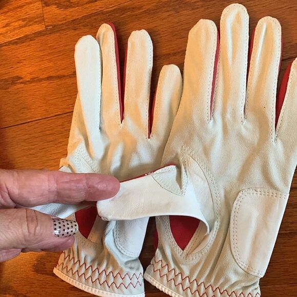 Simple Symbol Men’s Golf gloves left hand - small red set of two - Picture 6 of 6